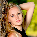 Pic of Sarah | Forest Affair - MPL Studios free gallery.