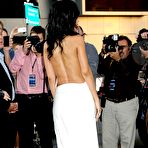 Pic of Rihanna shows her sexy legs at Battleship premiere