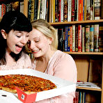 Pic of Leah and Kristin Pizza - GirlsOutWest.com