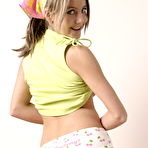 Pic of AndiPink ::: Free Pictures
