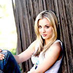 Pic of Kaley Cuoco picture gallery