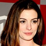 Pic of Anne Hathaway posing at InStyle WB Golden Globes after party