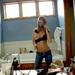 Pic of Sexting18 - Amateur Sexting Pictures and Self Shot Videos | Mirror Girlfriends!