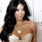 Pic of Kim Kardashian at shows cleavage at Valentines day in nightclub