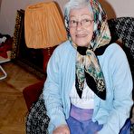 Pic of Free Granny Lena 001