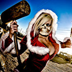 Pic of Exclusive Actiongirls Mercenary Andy Hartmark - Bridgette Bad Santa Photos Actiongirls.com