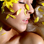 Pic of Vanessa | Bodyscape: Flower Power - MPL Studios free gallery.