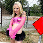 Pic of Faye Runaway @ BroBang-Blog.com