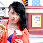 Pic of Quinn - Junk Food - Girlsoutwest.com