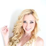 Pic of Amateur Allure Gets Samantha Rone Back - Presented By GirlsNaked.NET