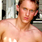 Pic of Blue Eyed Smooth Texan Gallery at CollegeDudes