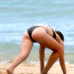 Pic of Maggie Gyllenhaal holiday on the beach in Hawaii