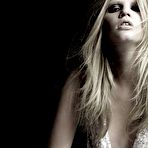 Pic of Lara Stone posing fully nude, shows boobs and pussy