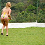 Pic of Tranny in string bikini playing volley ball