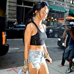 Pic of Rihanna pokies under black short top