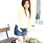 Pic of Riri Kuribayashi - Adorable Asian model has nice legs