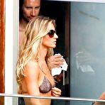 Pic of Gisele Bundchen fully naked at Largest Celebrities Archive!