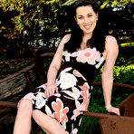 Pic of Mature Pictures Featuring 38 Year Old RayVeness From AllOver30