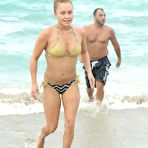 Pic of Hayden Panettiere sexy in bikini on the beach