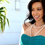 Pic of Milf Hunter™ Presents Kimmy Lee in Pearlized Pussy- Movies And Pictures