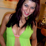 Pic of PinkFineArt | Green Top from GND Models