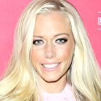 Pic of Kendra Wilkinson in short pink dress