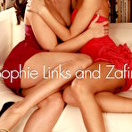 Pic of PinkFineArt | Sophie Links and Zafira from Viv Thomas