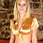Pic of Marry Queen - Attractive blonde cuttie Marry Queen strips her golden colored clothes and shows off.