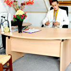 Pic of SecretaryPantyhose :: Alice&Mike eager office pantyhosers