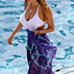 Pic of Sofia Vergara poolside in a Bikini in Hawaii
