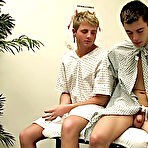 Pic of Doctors offices always make them commiserate with uncomfortable, but these two studs be sure well-grounded how to pass the occasion amature gay twinks