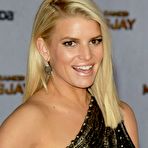 Pic of Jessica Simpson exposed legs at premiere