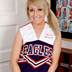 Pic of Cheerleader | Vallerie White