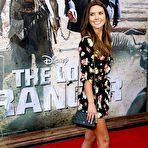 Pic of Audrina Patridge shows her legs at premiere