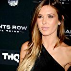 Pic of Audrina Patridge shows her legs at premiere