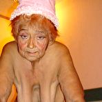 Pic of OmaGeil.com - The naughtiest grandmas from 65 to 100 years on the net