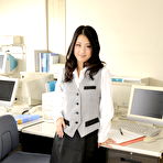 Pic of Busty Asian Secretary Satomi Suzuki 