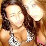 Pic of Photos of two amateur sexy teen lesbo lovers posing