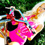 Pic of Girly Riders : EXCLUSIVE TO Killergram.com