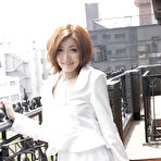 Pic of Japanese office girl Yuna Hirose