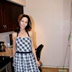 Pic of WifeCrazy.com :: Amateur Housewife