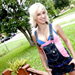 Pic of Jada Stevens: Jada Stevens takes her clothes... - BabesAndStars.com