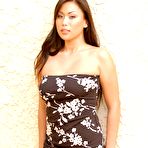 Pic of Avena Lee: Sexy brunette Asian model Avena... - BabesAndStars.com