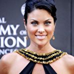 Pic of Nadia Bjorlin shows cleavage at 36th Annual Daytime Emmy Awards