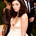 Pic of Lorde nipple slip at Costume Institute Gala in New York City
