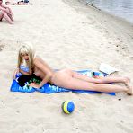 Pic of X-Nudism. Nude beach picture & teen nudism video & topless photos