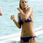 Pic of Samara Weaving in blue bikini on the beach in Honolulu
