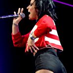 Pic of Demi Lovato sexy performs on a stage