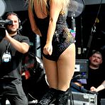 Pic of Kesha Sebert sexy performs on the stage in London