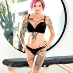 Pic of Anna Bell Peaks oiled up and screwed by her masseur (Brazzers - 16 Pictures)
